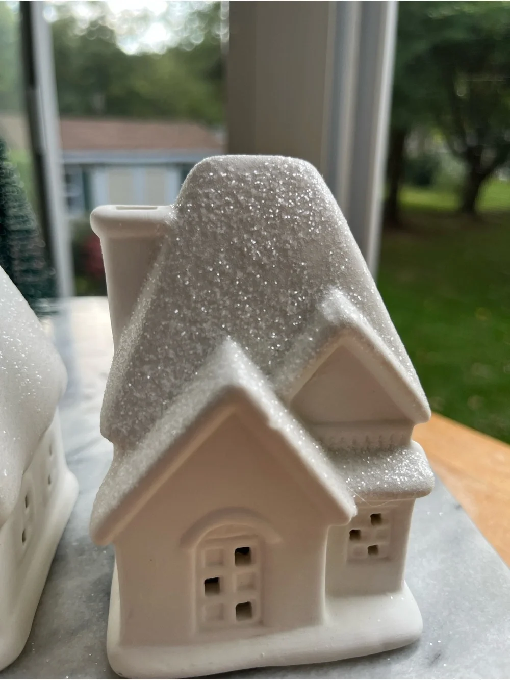 White Ceramic Christmas Village Set O Come All Ye Faithful Light Up 6 bisque pcs